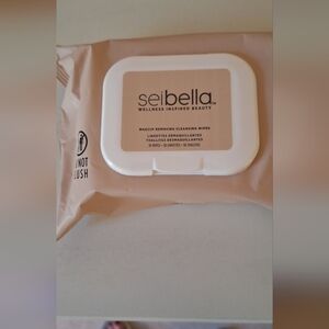 Sei Bella Makeup Removing Cleansing Wipes